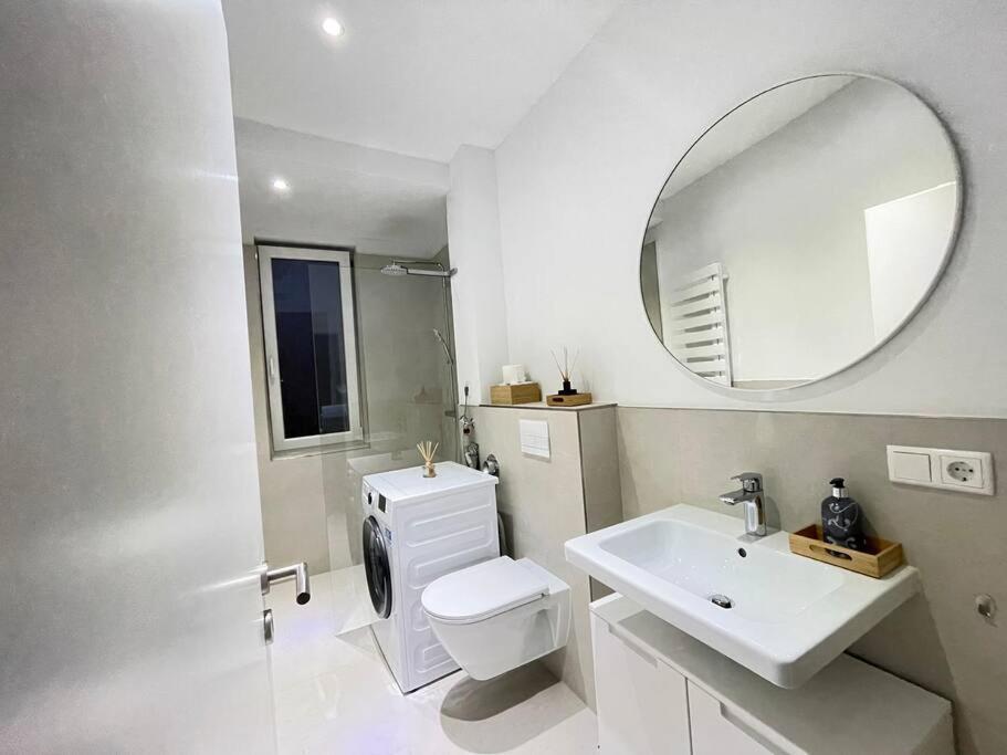 70Qm - 3 Rooms - Free Parking - City - Mallibase Apartments Ганновер Екстер'єр фото